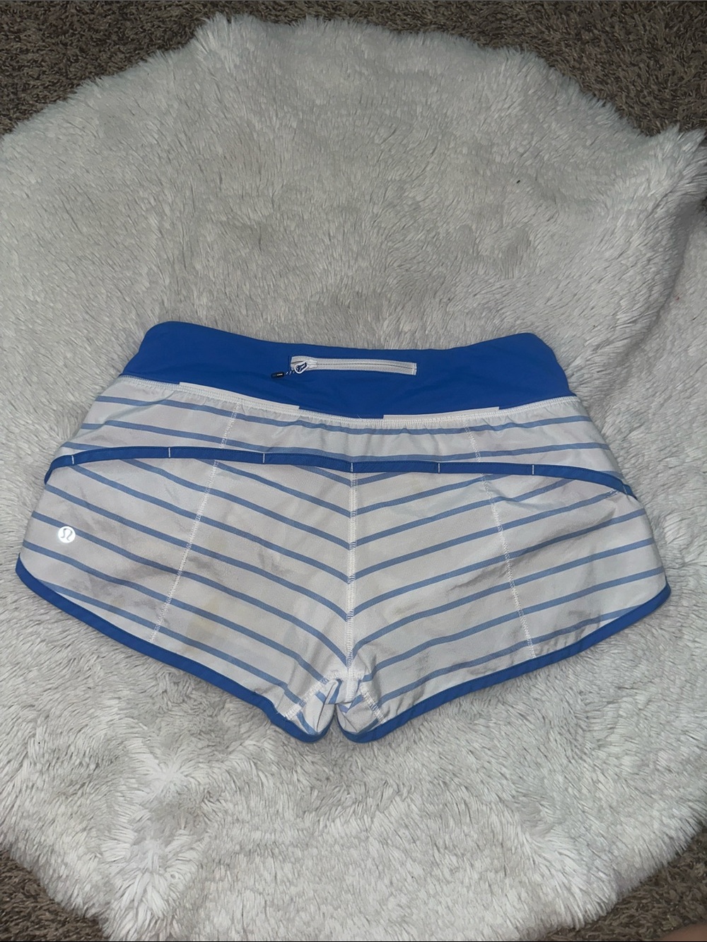 **RARE** lulu Run: Speed Shorts in Deauville Stripe Pipe Dream Blue/White